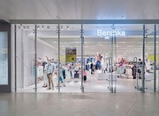 сток женской одежды Bershka