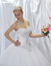 В наличии!Свадебный салон Elen-Mary.