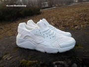 Новая модель кроссовок Nike Huarach и еще множество товаров 